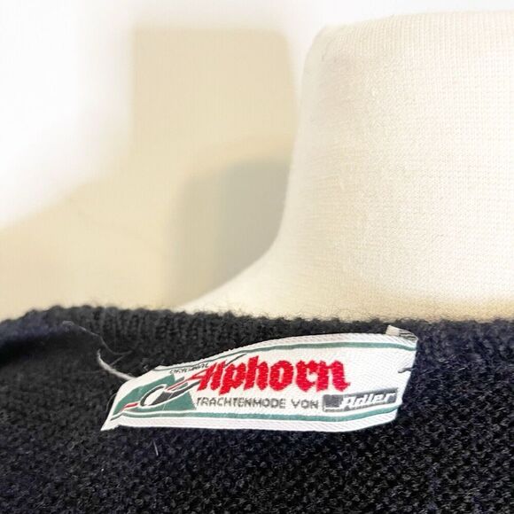 Vintage 90s Womens 46 Alphorn Trachtenmode Wool Coin Button Vest Jacket Black - Picture 15 of 16